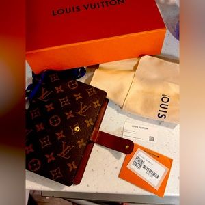 Like new Louis Vuitton MM Agenda , medium agenda